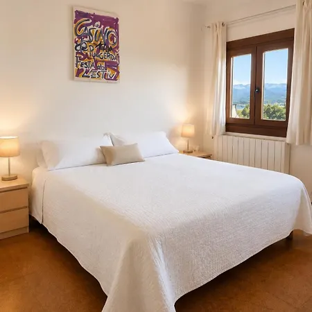 Apartment Les Vistes De By Cal Querol Puigcerda